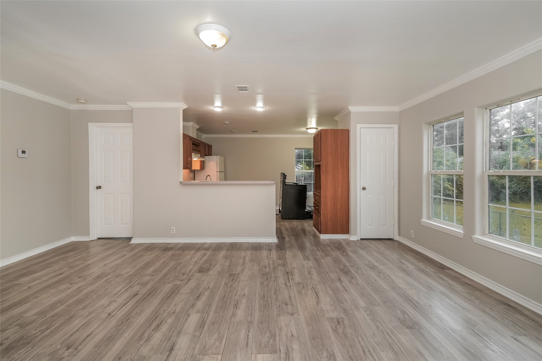 829 Marjorie Street, Unit B Houston, TX 77088 - Photo 4 of 21
