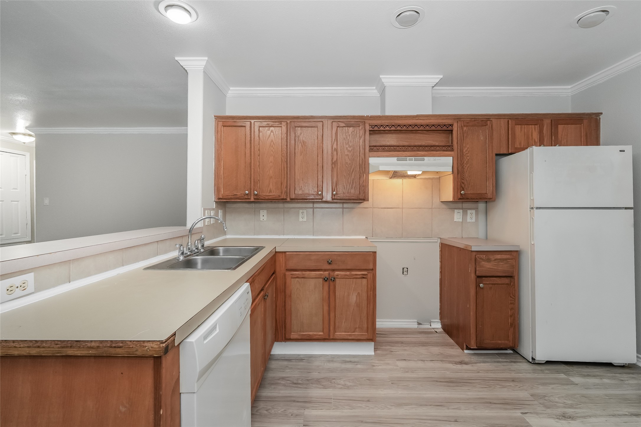 829 Marjorie Street, Unit B Houston, TX 77088 - Photo 7 of 21