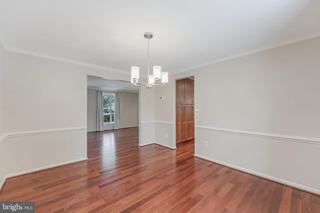 $849,900 | 13002 New Arden Court, Herndon, VA 20171