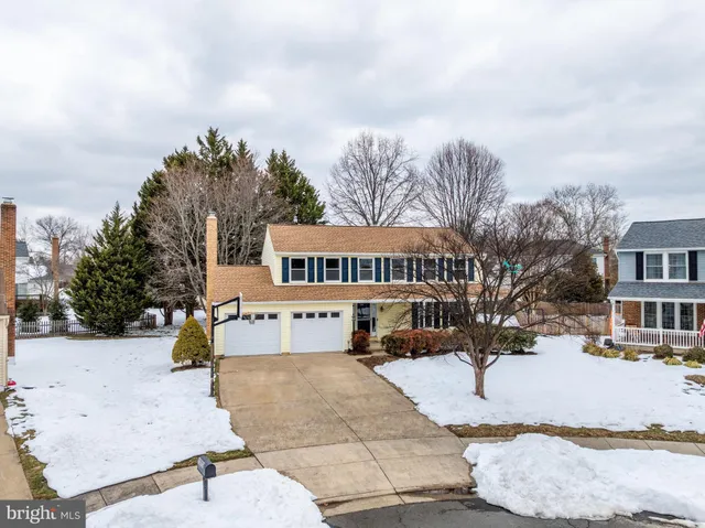 $849,900 | 13002 New Arden Court, Herndon, VA 20171