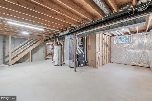 $849,900 | 13002 New Arden Court, Herndon, VA 20171