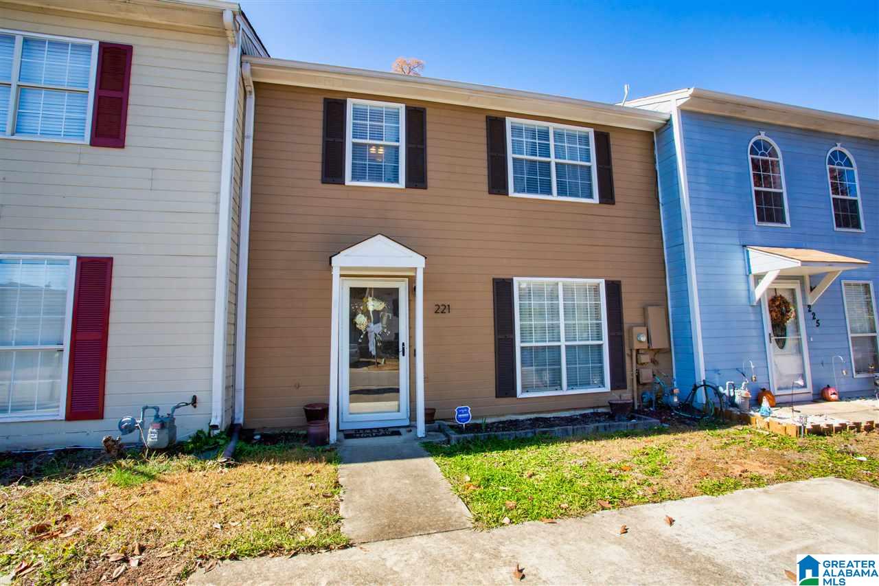 221 Willow Point Circle Alabaster, AL 35007 - Photo 3 of 35