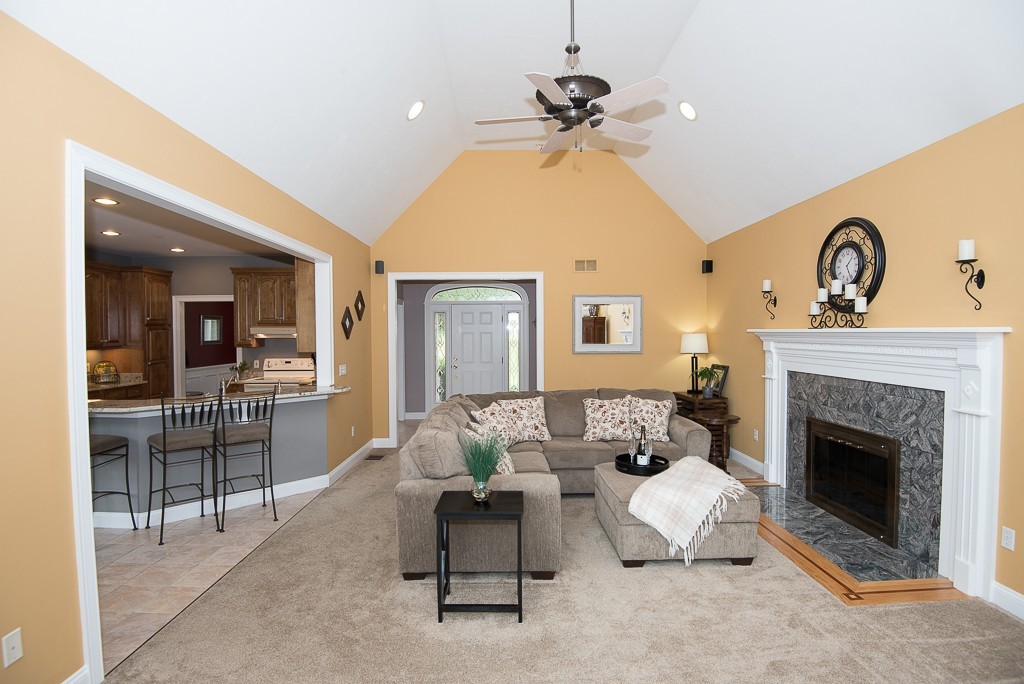 10 Tower Hill Road Oxford, MA 01540 - Photo 3 of 29 Gallery Image 3