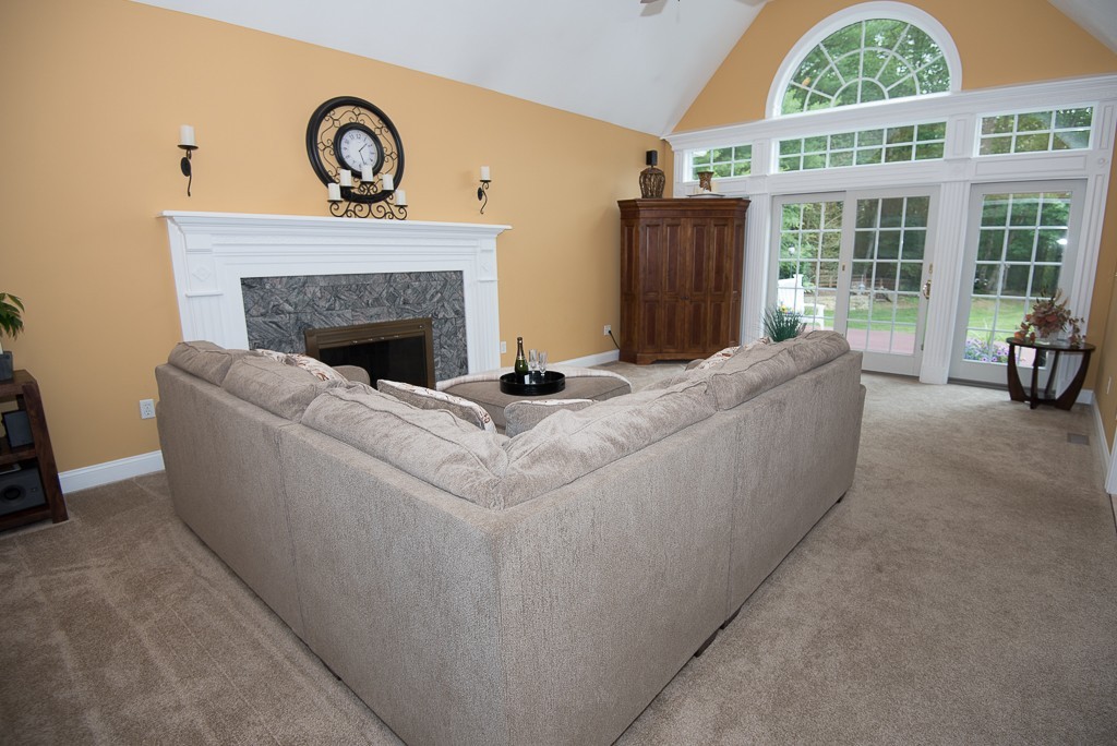 10 Tower Hill Road Oxford, MA 01540 - Photo 4 of 29 Gallery Image 4