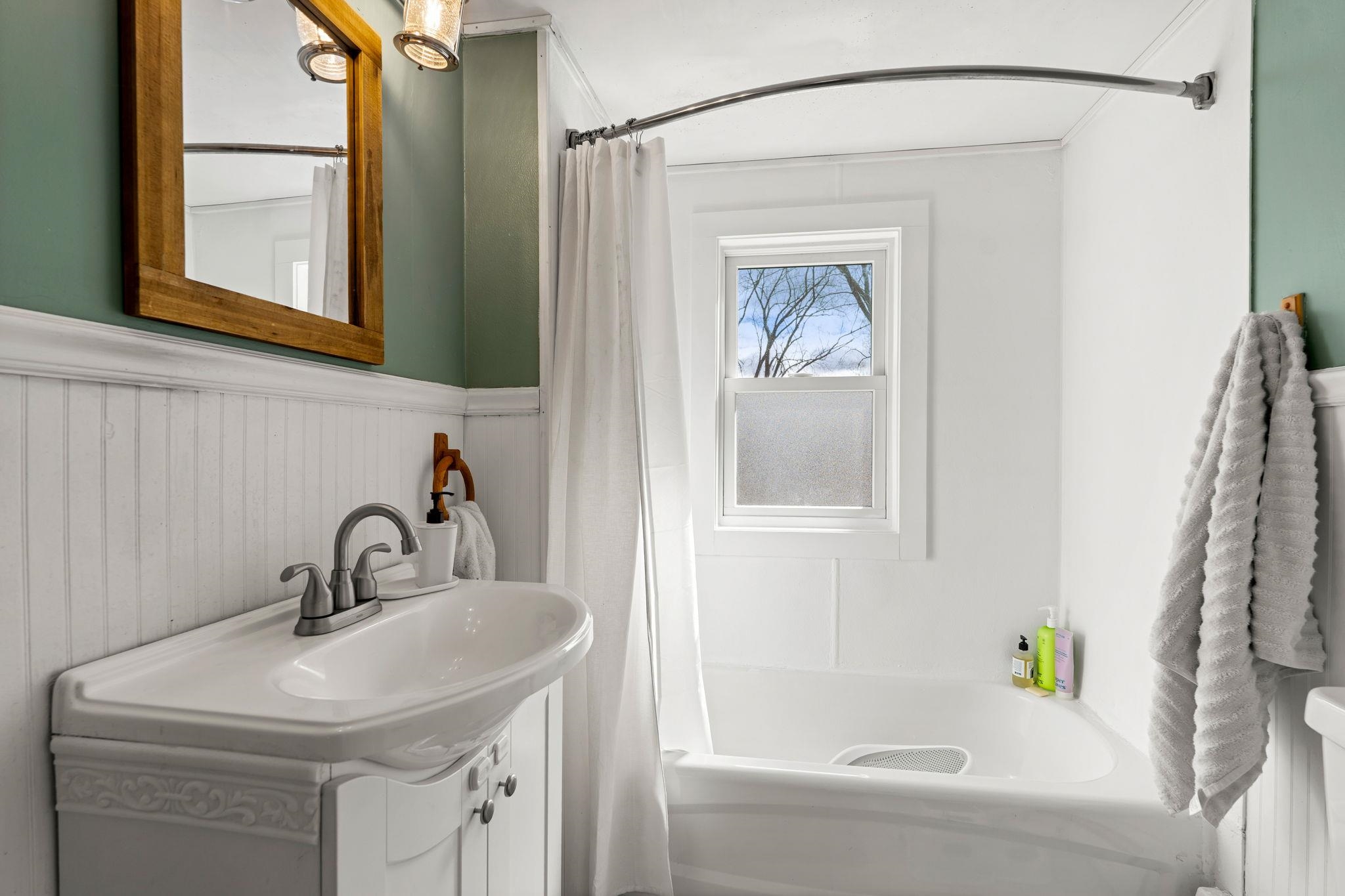 20 North Main Street Salem, NH 03079 - Photo 18 of 46