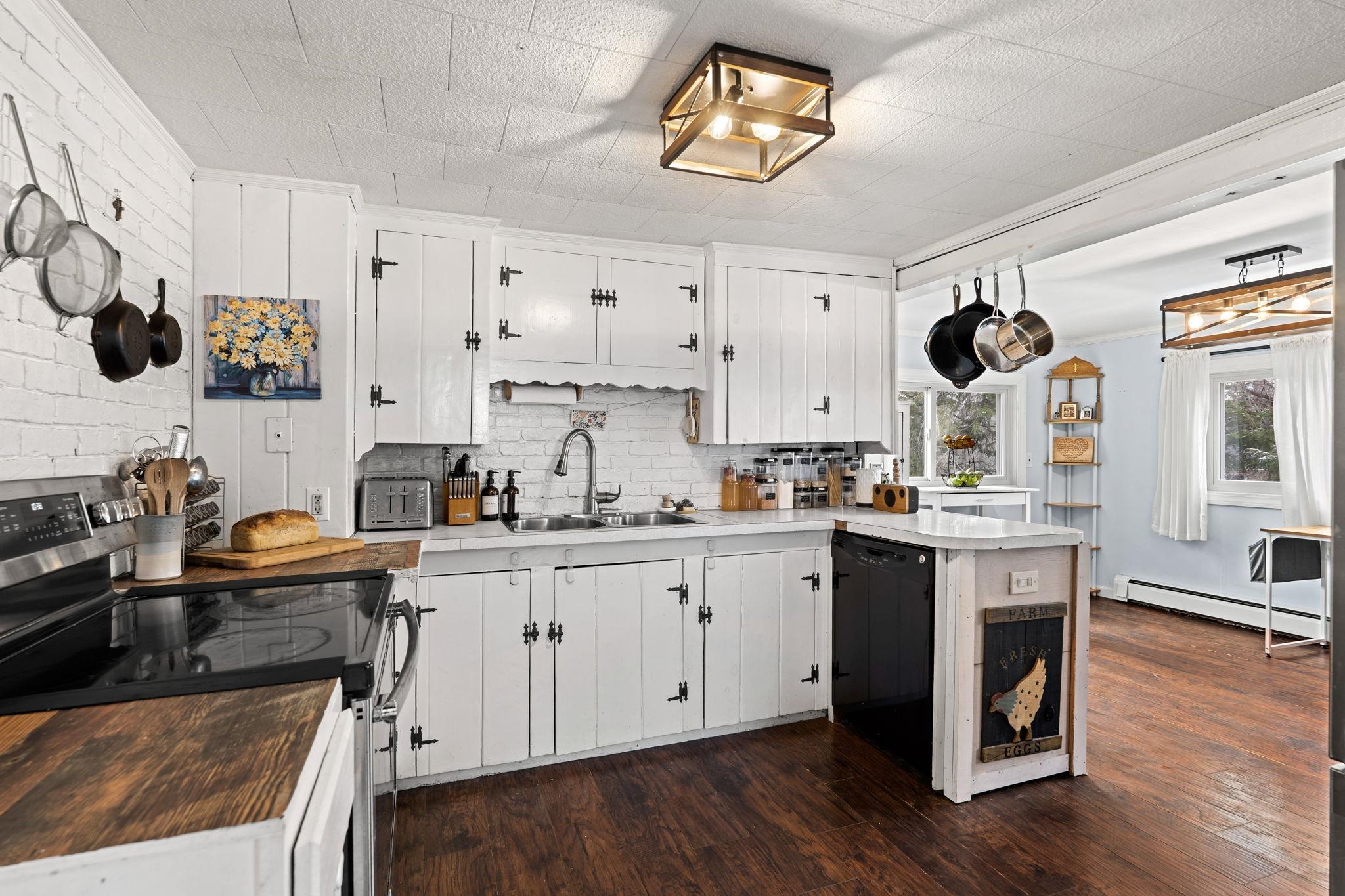 20 North Main Street Salem, NH 03079 - Photo 4 of 46