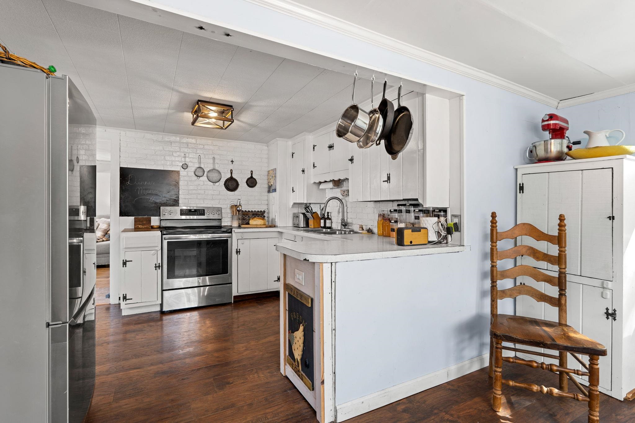 20 North Main Street Salem, NH 03079 - Photo 6 of 46