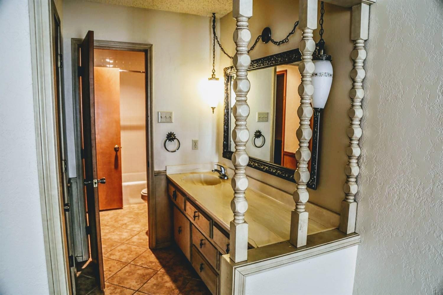 3303 79th Street, Unit A Lubbock, TX 79423 - Photo 9 of 12 Photo 9