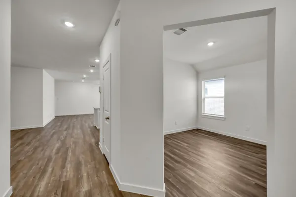 $2,550 | 647 Delicate Arch Drive, Conroe, TX 77303