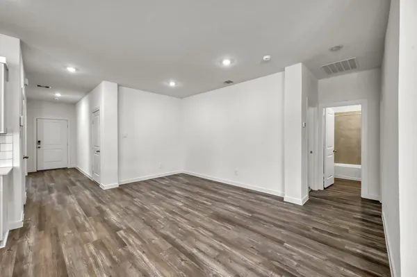 $2,550 | 647 Delicate Arch Drive, Conroe, TX 77303