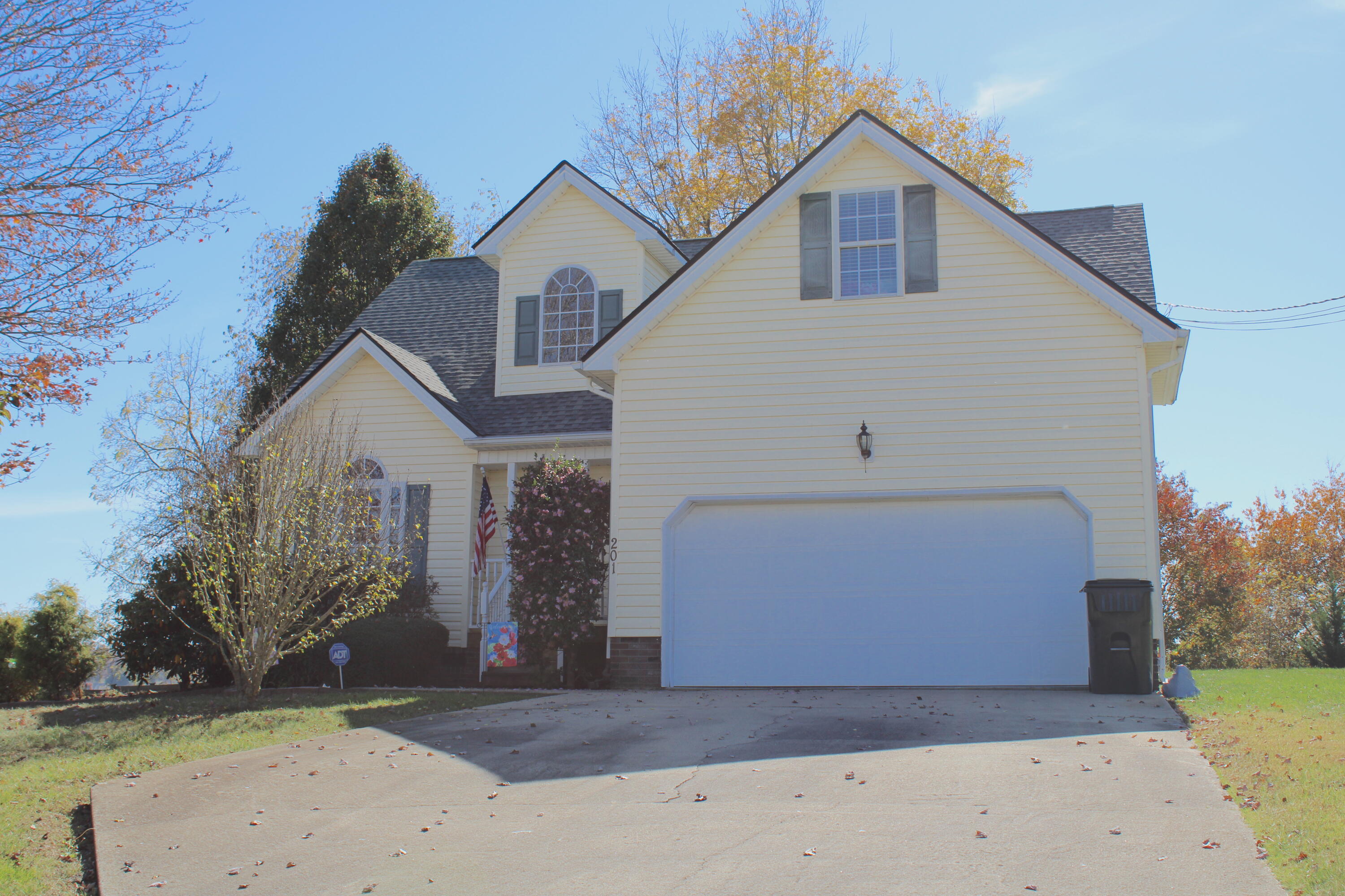 201 Alfalfa Lane, Jonesborough, TN 37659 Compass