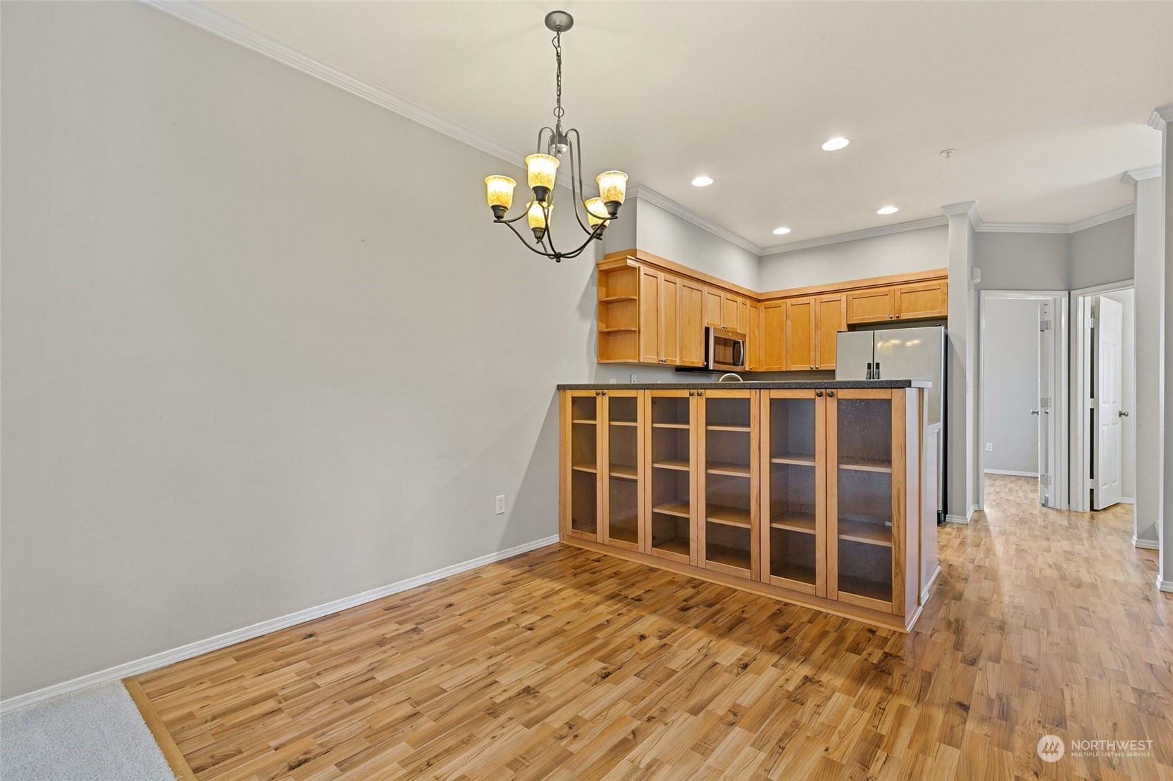 1800 Northeast 40th Street, Unit B1 Renton, WA 98056 - Photo 12 of 36 Gallery Image 12