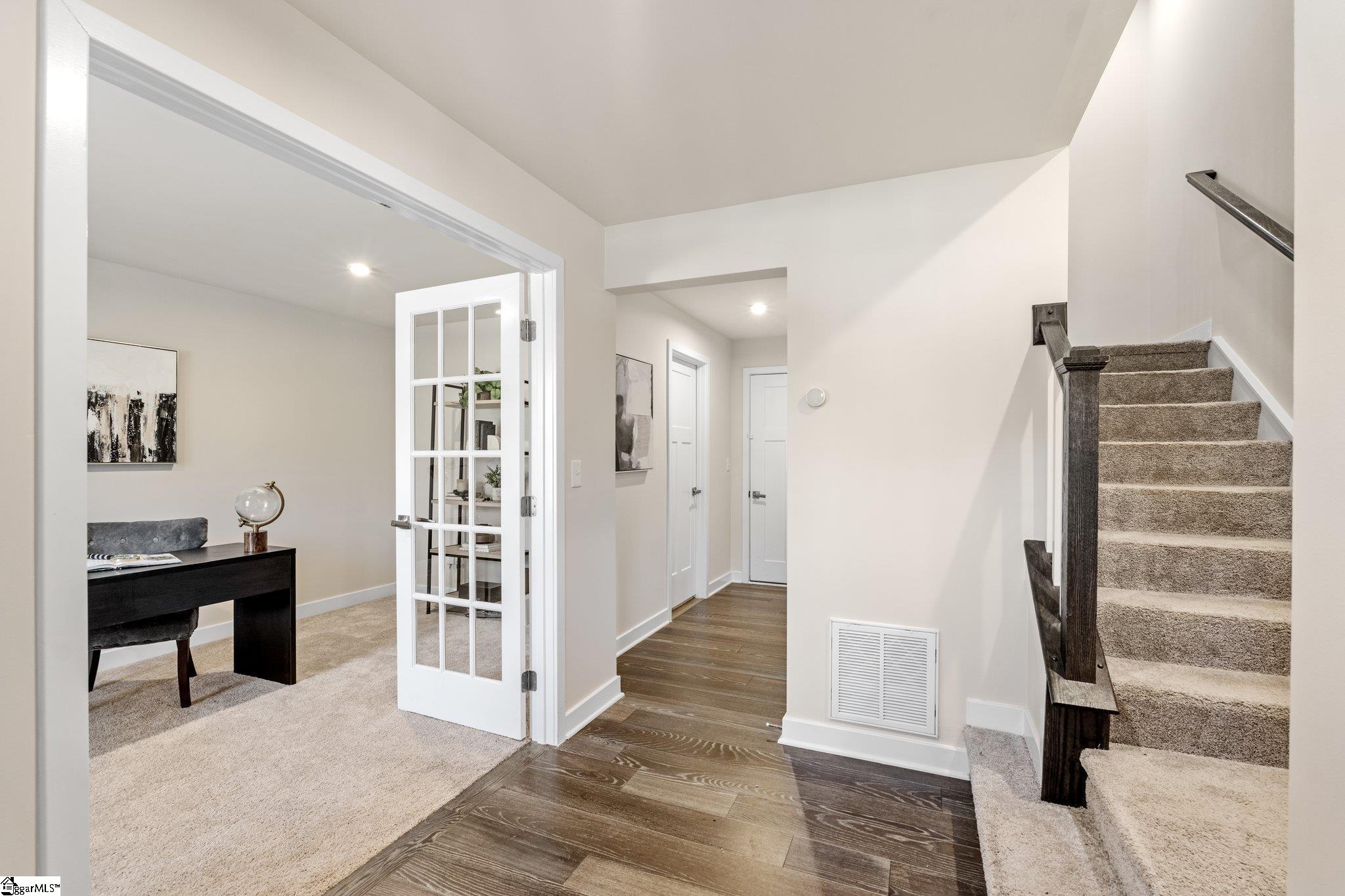 101 Glen Alpine Way Greenville, SC 29607 - Photo 3 of 33 Gallery Image 3