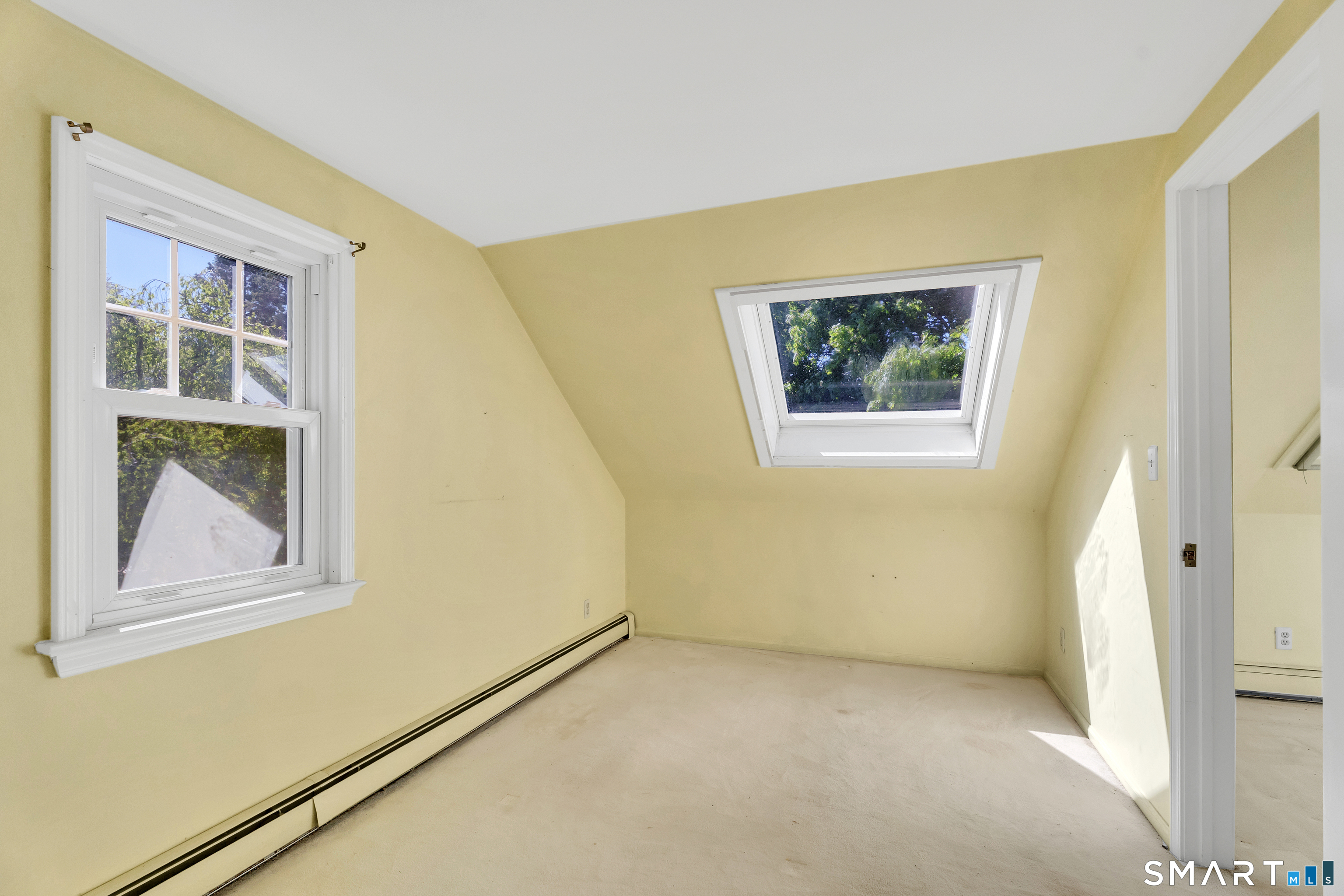 286 Daniels Farm Road Trumbull, CT 06611 - Photo 23 of 35