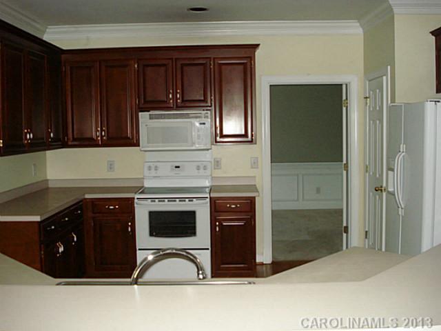 1910 Copperplate Road Charlotte, NC 28262 - Photo 4 of 13