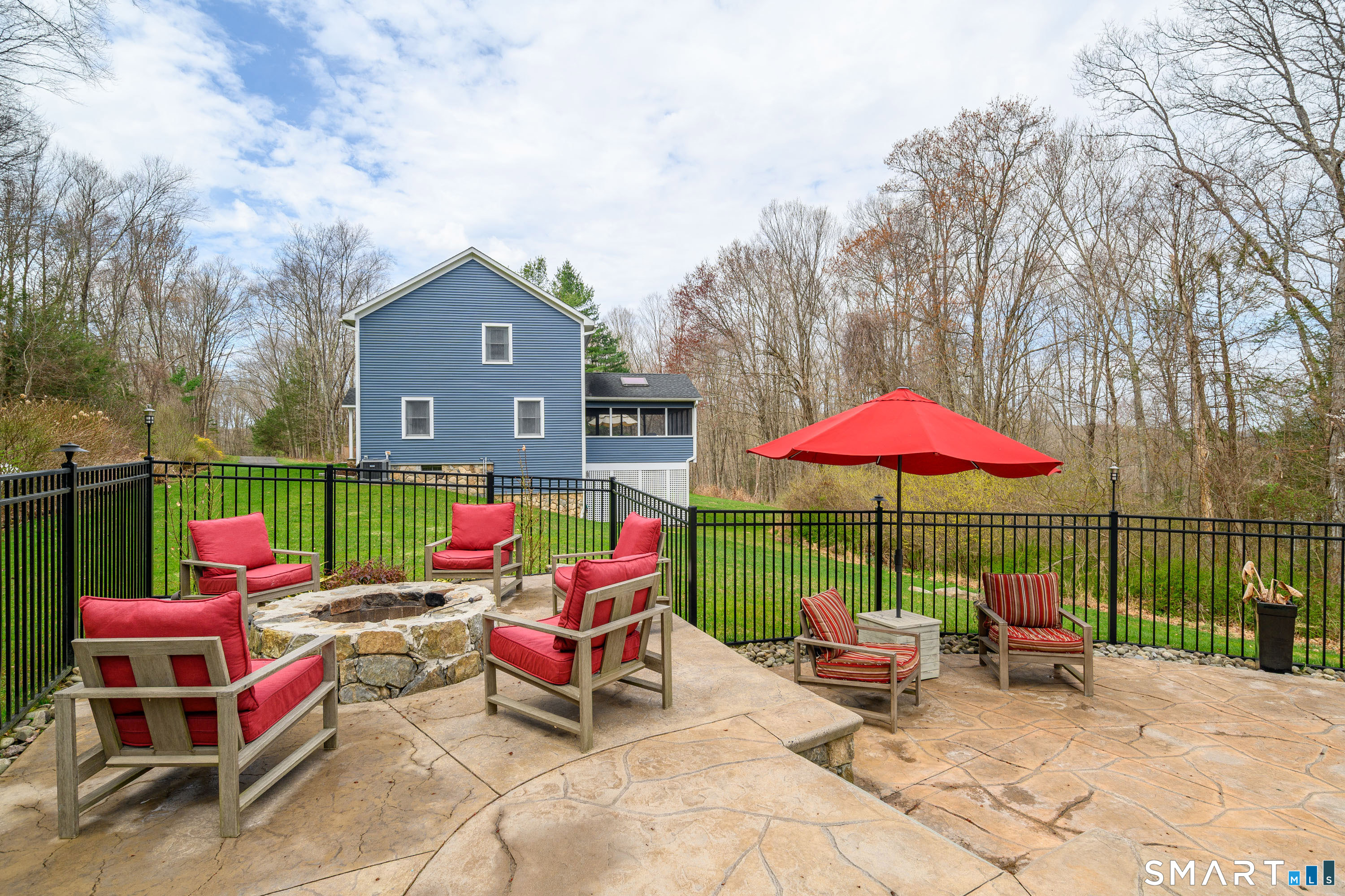 44 Gelding Hill Road Newtown, CT 06482 - Photo 35 of 39 Great Space To Entertain In