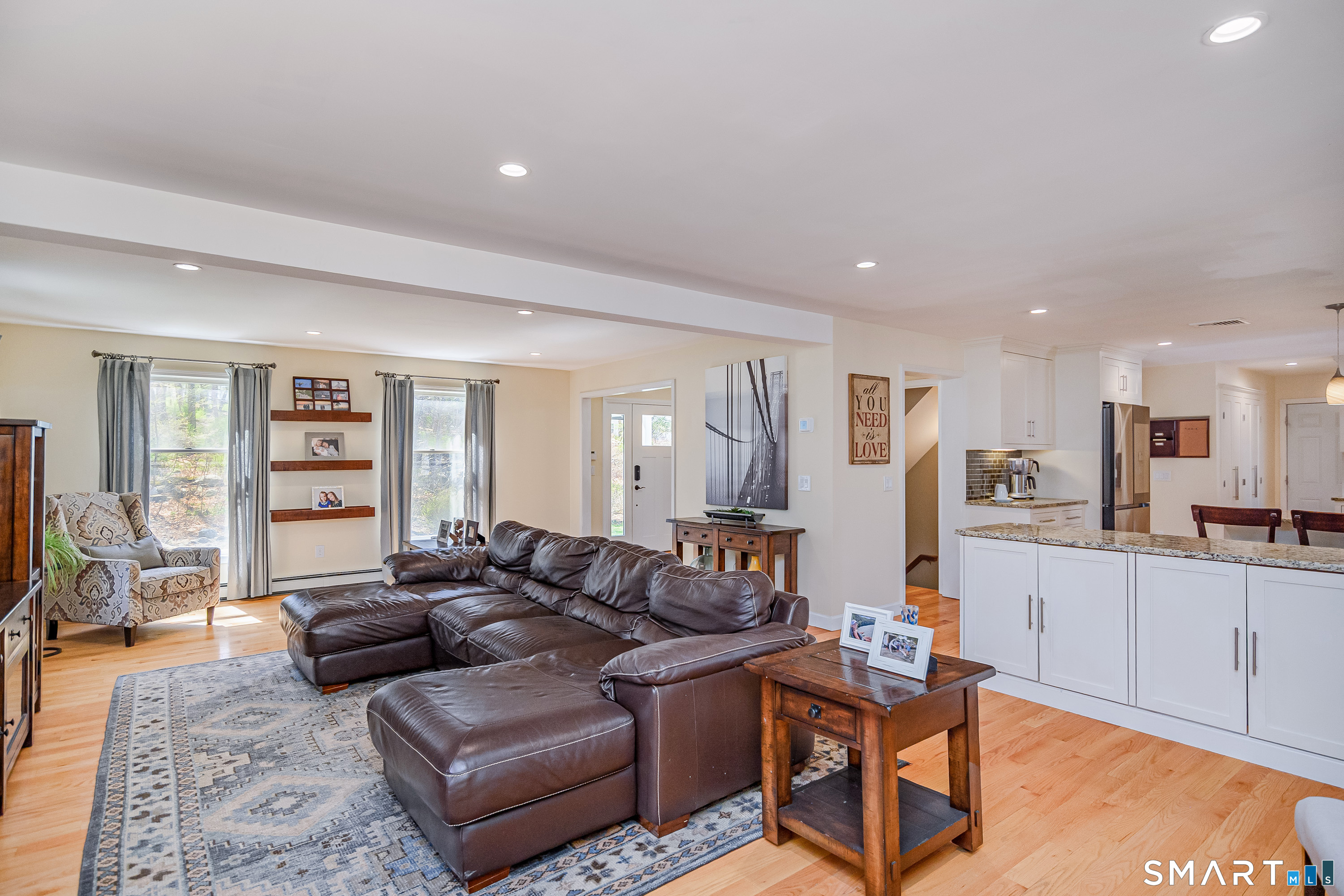 44 Gelding Hill Road Newtown, CT 06482 - Photo 5 of 39 Built In Counter For Entertaining