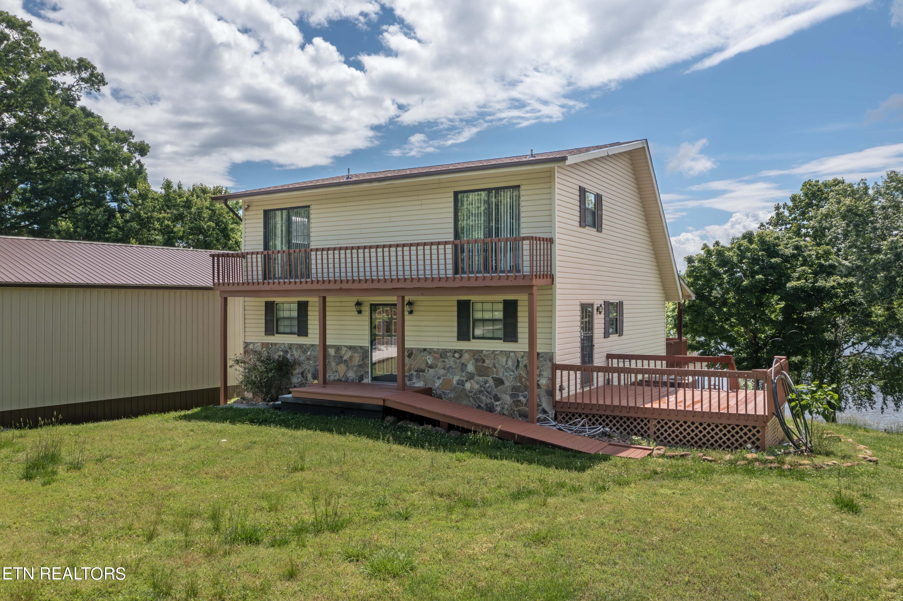 1090 Pin Hook Road Spring City, TN 37381 - Photo 4 of 41 Have your lake and RV too