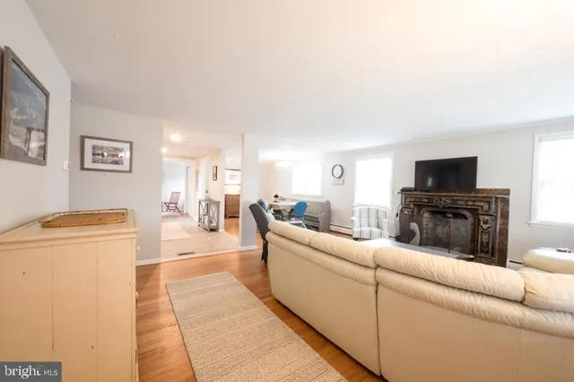 $1,899,000 | 6 West 11th Street, Barnegat Light, NJ 08006