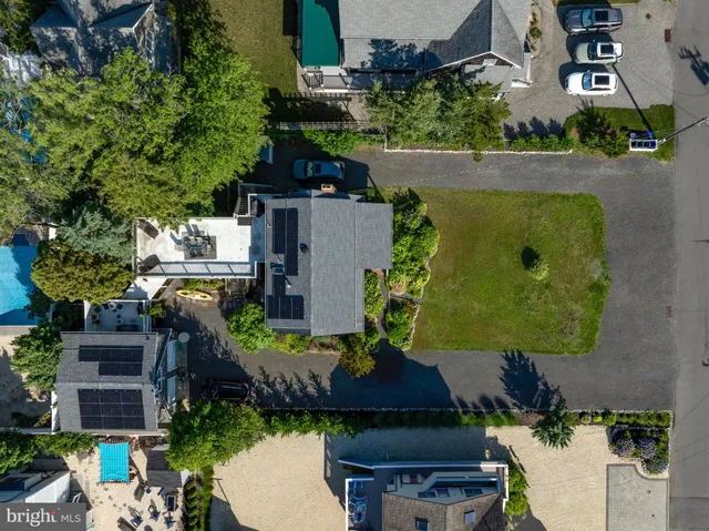 $1,899,000 | 6 West 11th Street, Barnegat Light, NJ 08006