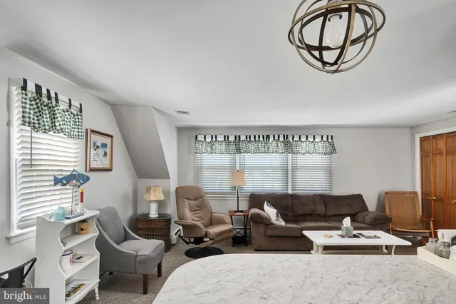 $1,899,000 | 6 West 11th Street, Barnegat Light, NJ 08006