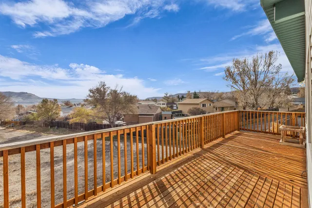 $332,000 | 290 Cedar Street, Green River, WY 82935