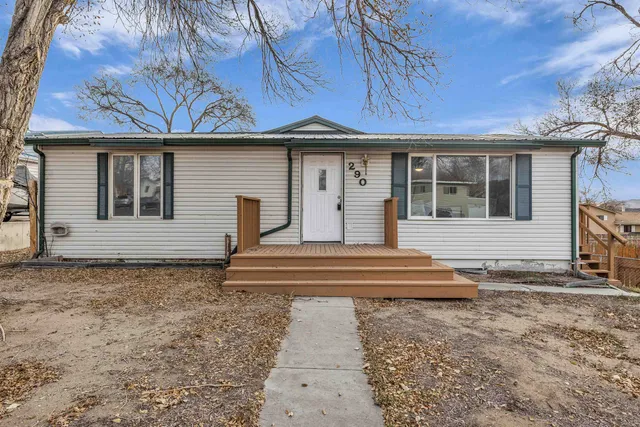 $332,000 | 290 Cedar Street, Green River, WY 82935