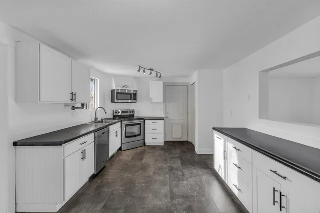 $332,000 | 290 Cedar Street, Green River, WY 82935