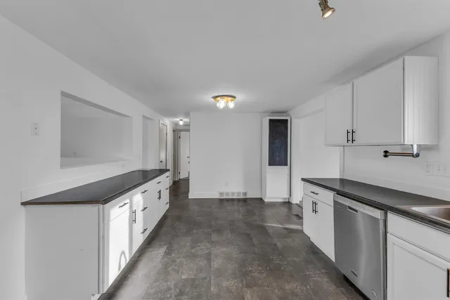 $332,000 | 290 Cedar Street, Green River, WY 82935