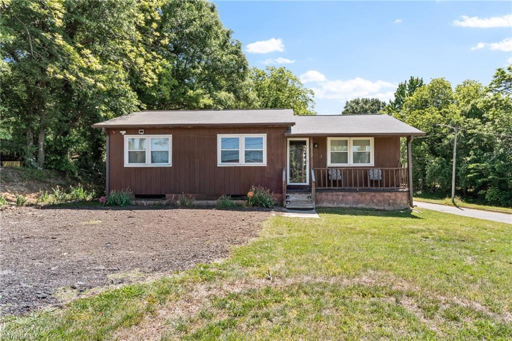 819 Mobile Street High Point, NC 27260 - Photo 1 of 21