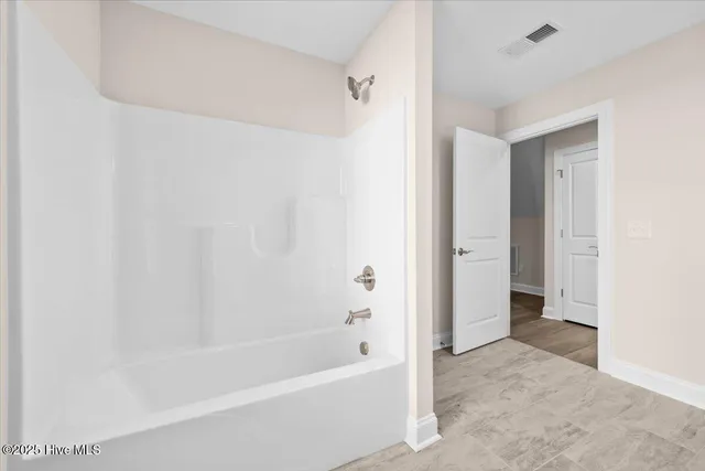 $695,000 | 555 Lake Forest Drive Southeast, Pinehurst, NC 28374