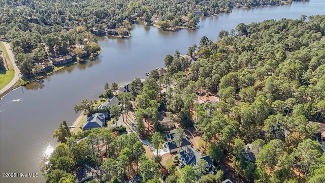 $695,000 | 555 Lake Forest Drive Southeast, Pinehurst, NC 28374