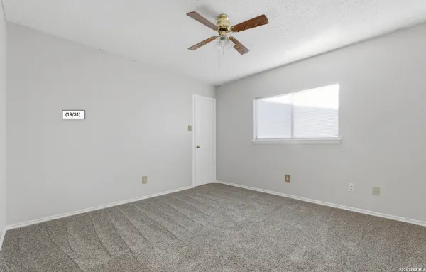 $1,950 | 1048 Sycamore, Schertz, TX 78154