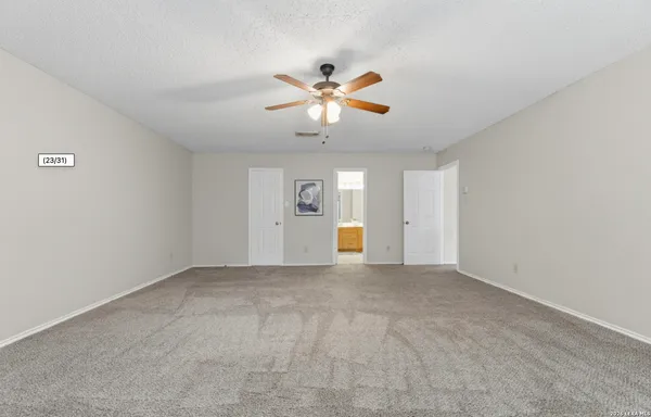 $1,950 | 1048 Sycamore, Schertz, TX 78154