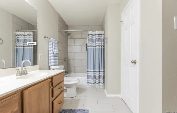 $1,950 | 1048 Sycamore, Schertz, TX 78154