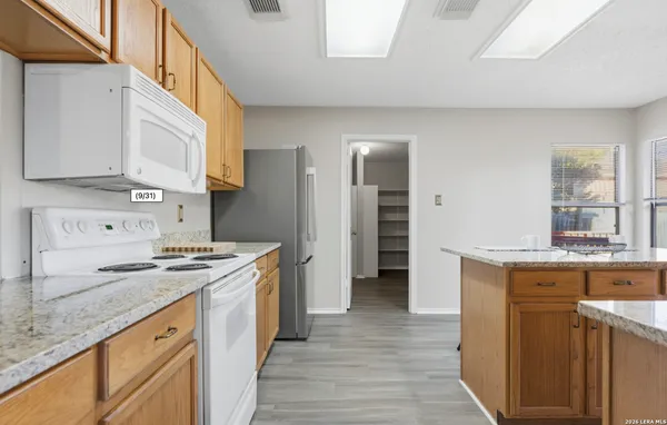 $1,950 | 1048 Sycamore, Schertz, TX 78154