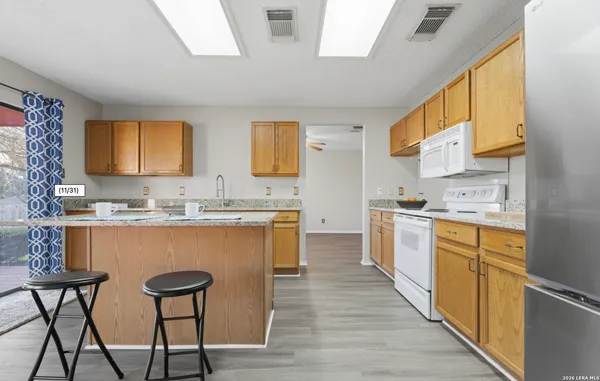 $1,950 | 1048 Sycamore, Schertz, TX 78154