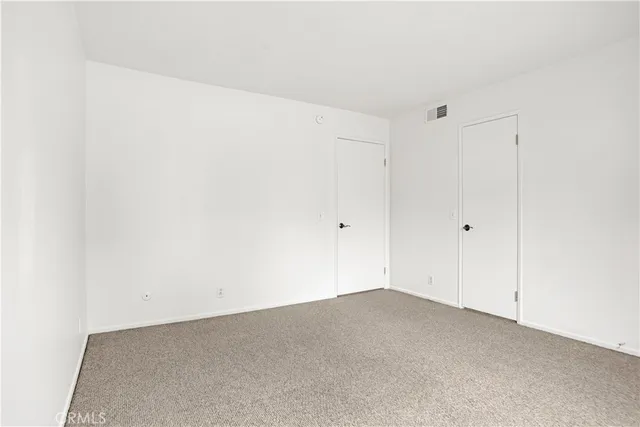 $515,000 | 18411 Hatteras Street, Unit 122, Tarzana, CA 91356