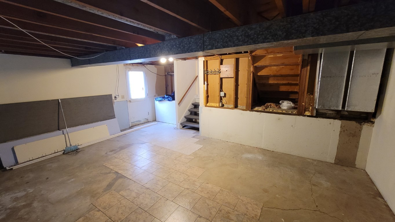 1513 Golfview Road Rantoul, IL 61866 - Photo 11 of 14 Gallery Image 11