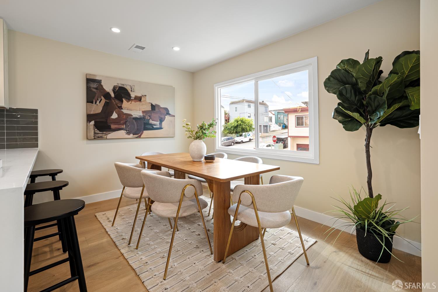 537 Russia Avenue San Francisco, CA 94112 - Photo 16 of 69 a dining room with furniture and window