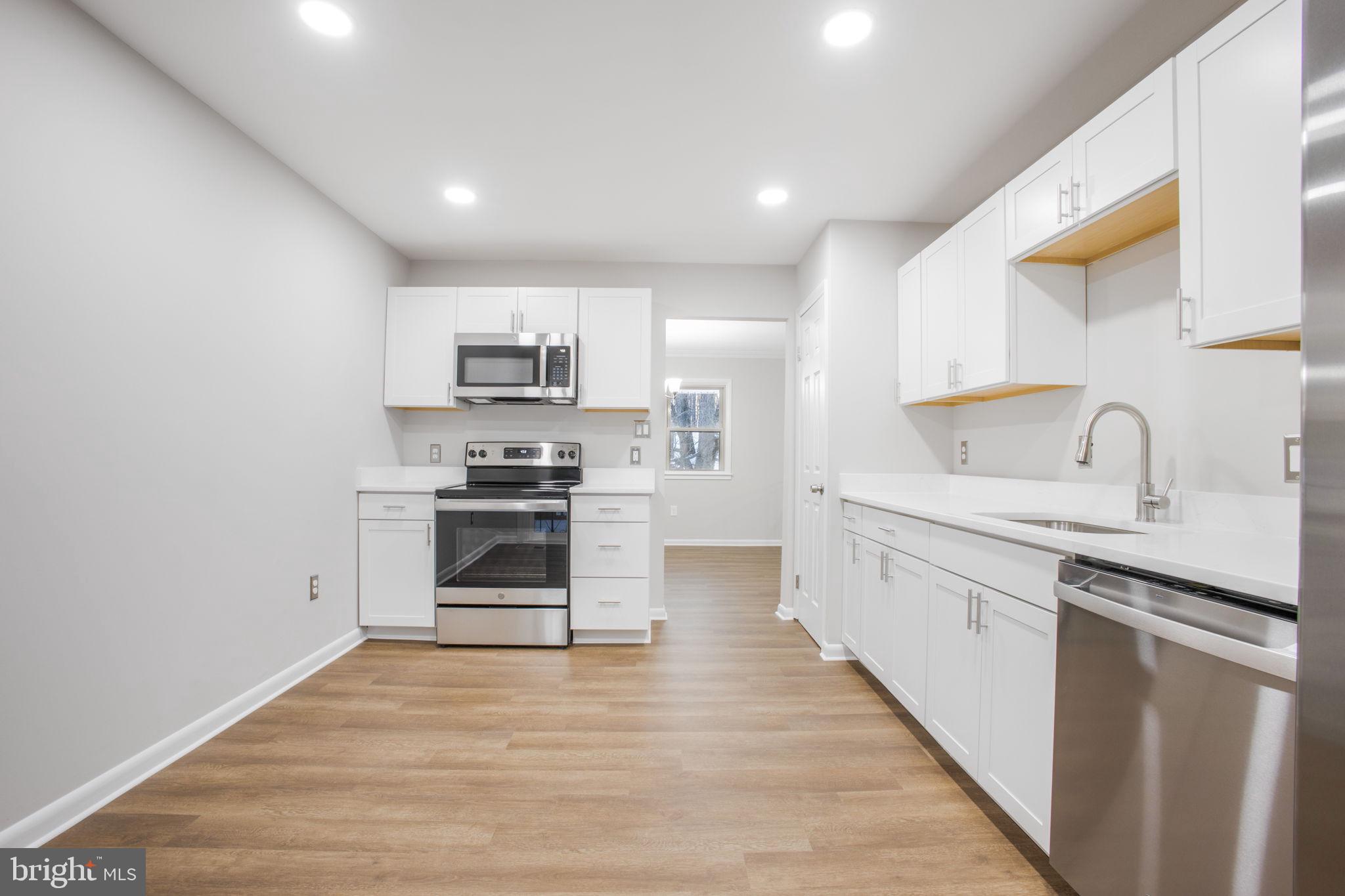 6608 Middlefield Road Fort Washington, MD 20744 - Photo 5 of 54 Gallery Image 5