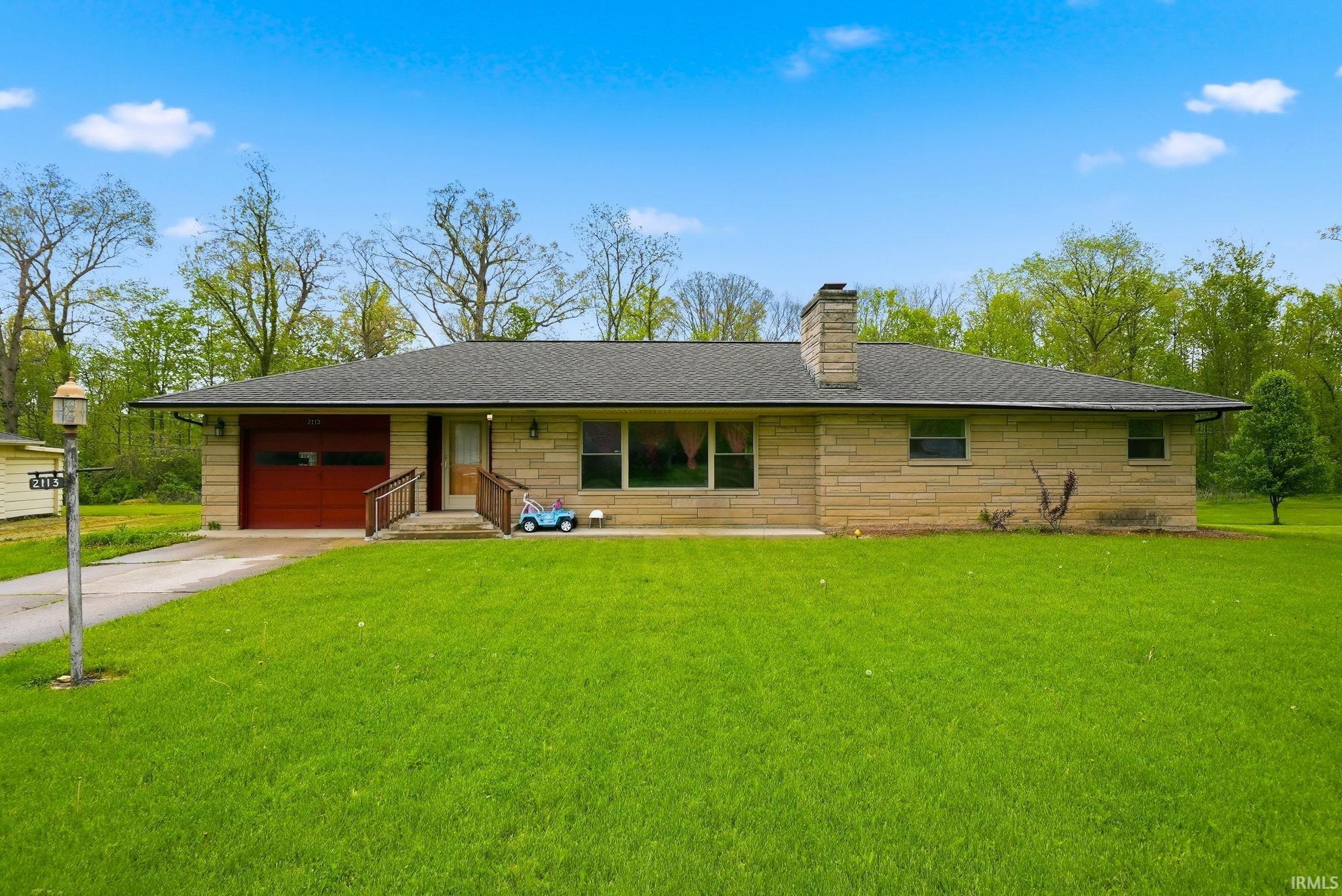 2113 Maples Road Fort Wayne, IN 46816 - Photo 2 of 33 Gallery Image 2