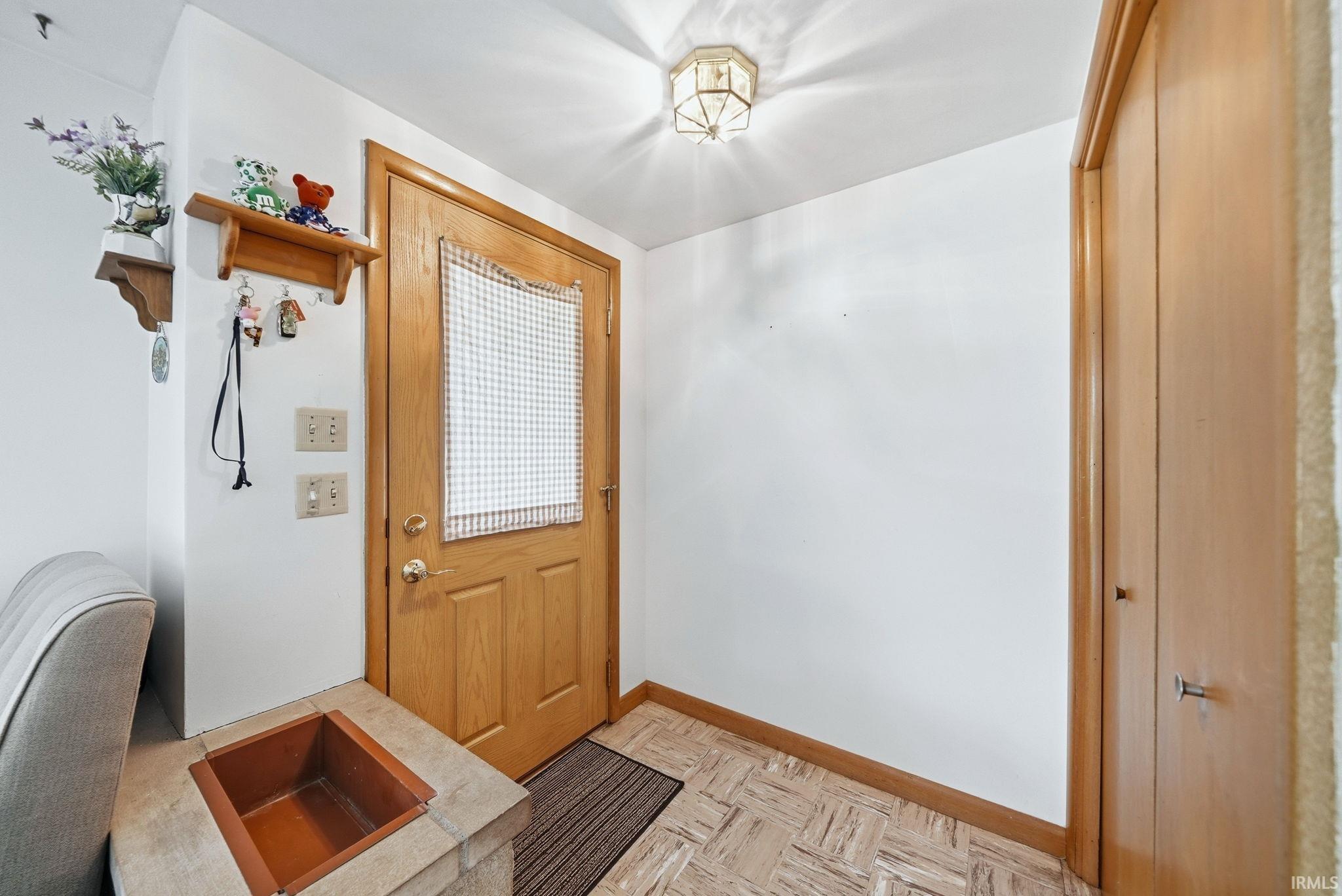 2113 Maples Road Fort Wayne, IN 46816 - Photo 3 of 33 Gallery Image 3
