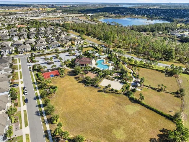 $682,900 | 910 Zeek Ridge Court, Clermont, FL 34715