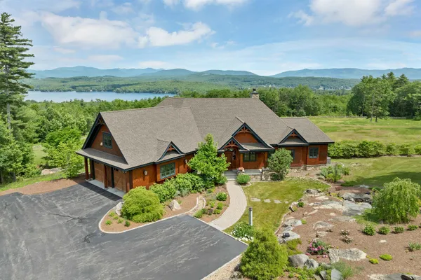 $2,595,000 | 44 Pease Road, Meredith, NH 03253