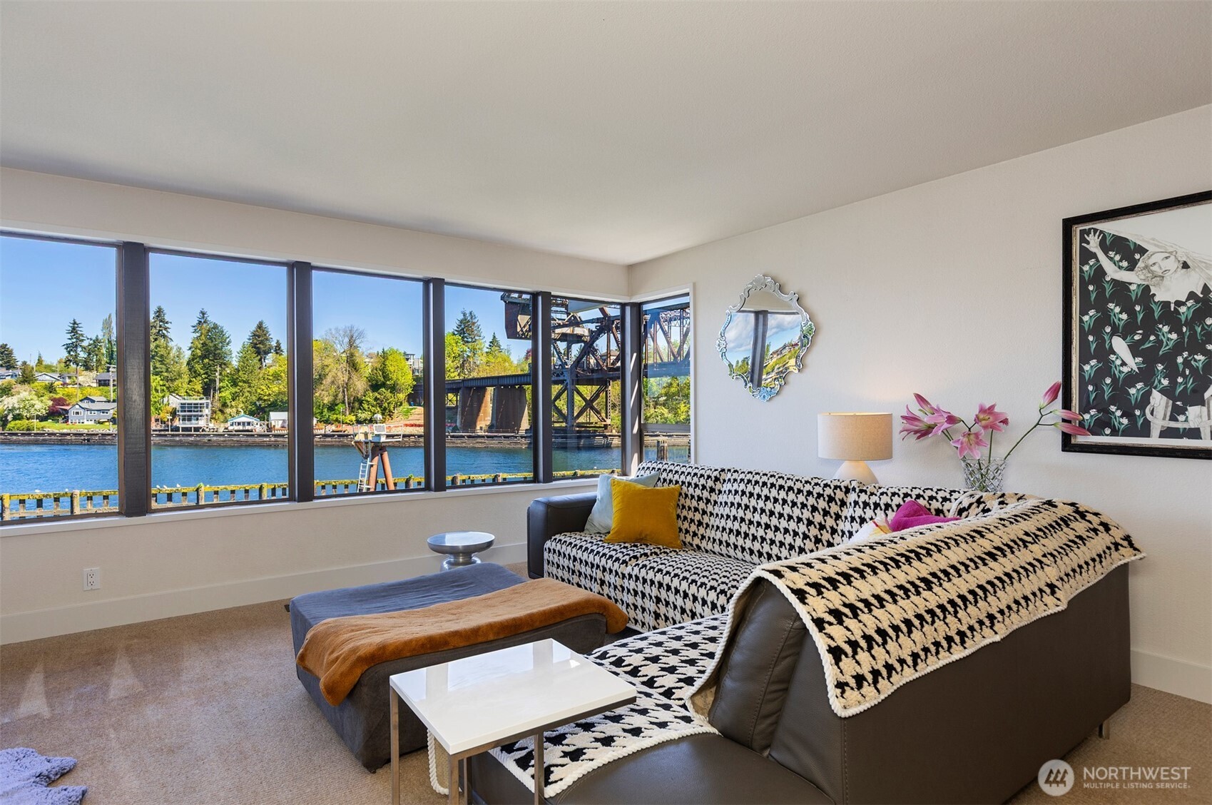 3510 West Commodore Way Seattle, WA 98199 - Photo 20 of 40