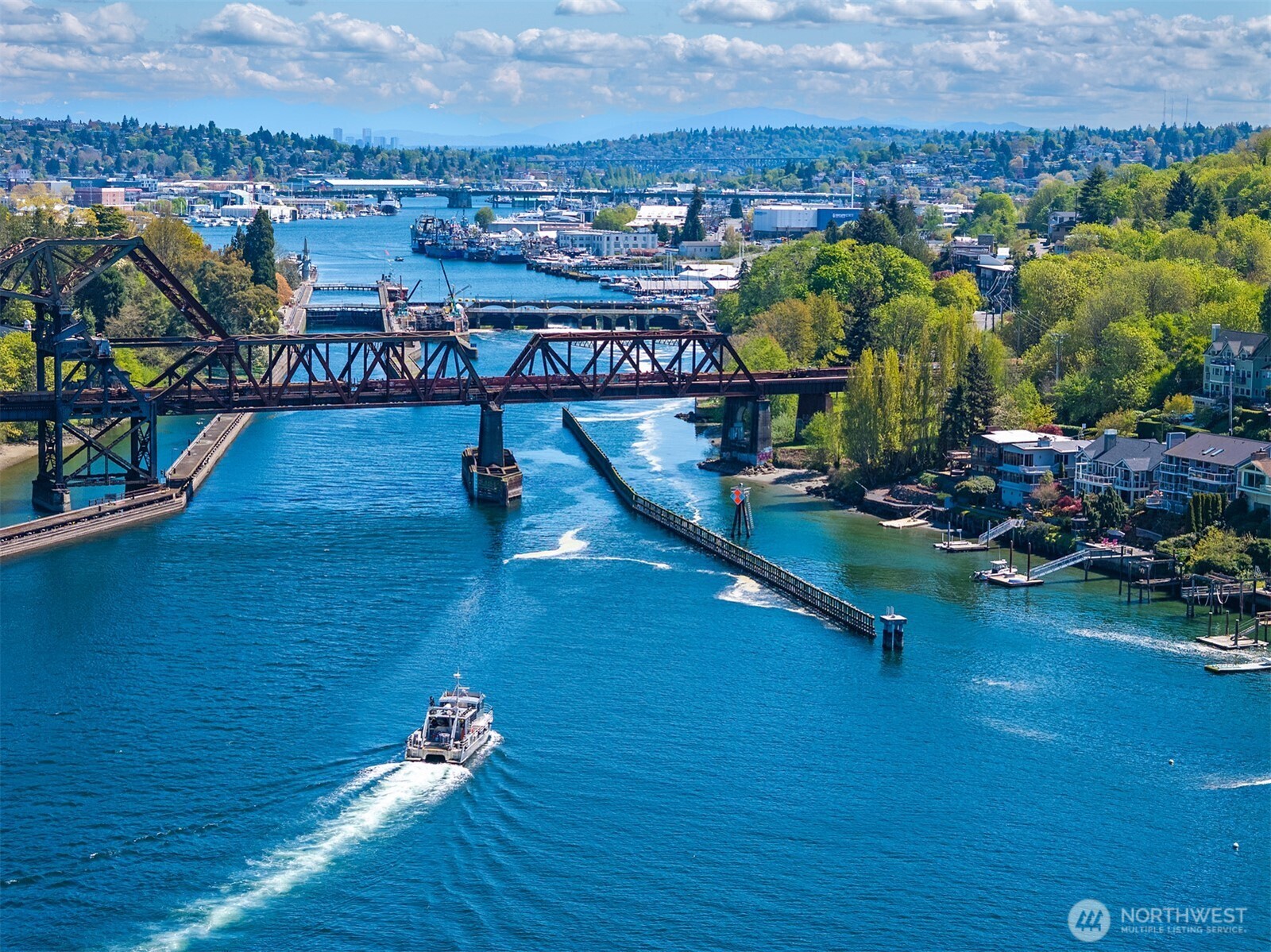 3510 West Commodore Way Seattle, WA 98199 - Photo 33 of 40