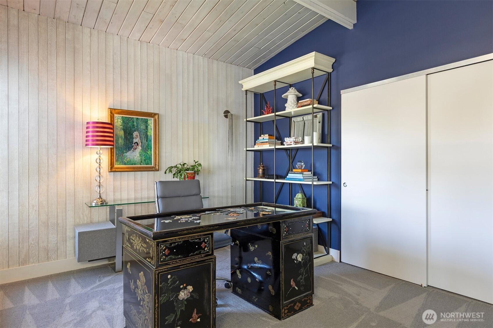 3510 West Commodore Way Seattle, WA 98199 - Photo 6 of 40