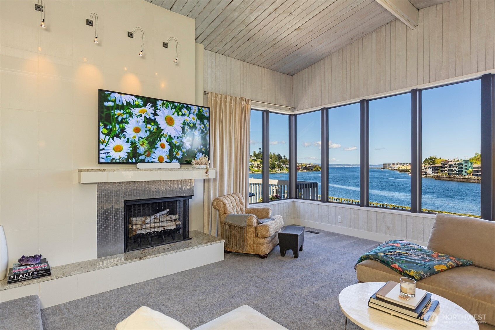 3510 West Commodore Way Seattle, WA 98199 - Photo 8 of 40