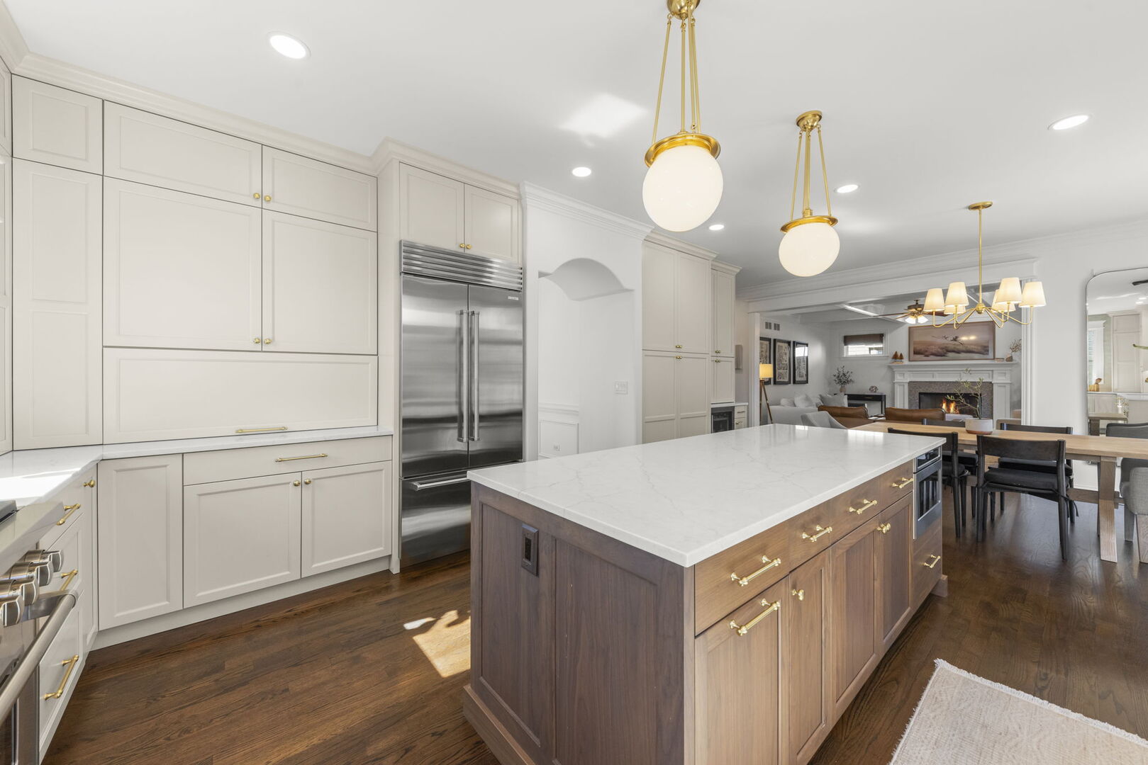 1723 Driving Park Road Wheaton, IL 60187 - Photo 11 of 43